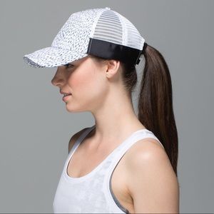 lululemon What’SUP hat Dottie Dash/Deep Coal